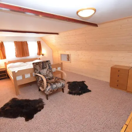 Poolincluded Chalet Peha Alpehytte Vselibice