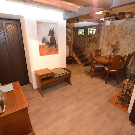 Poolincluded Chalet Peha *