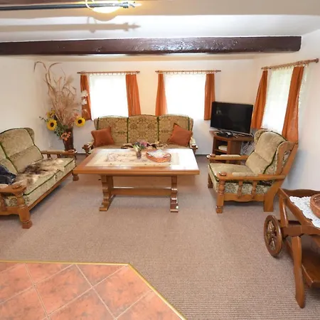 Poolincluded Chalet Peha